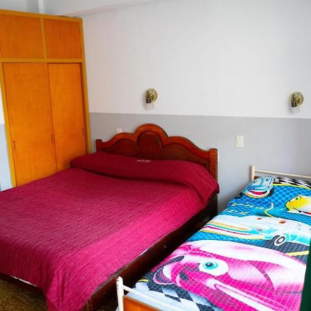 Hostal Zeballos Tarija Ngoại thất bức ảnh