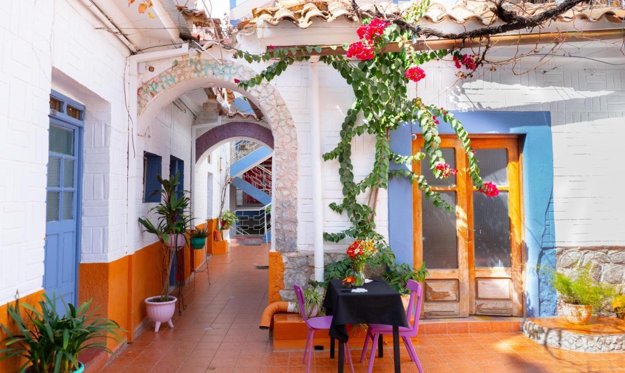 Hostal Zeballos Tarija Ngoại thất bức ảnh