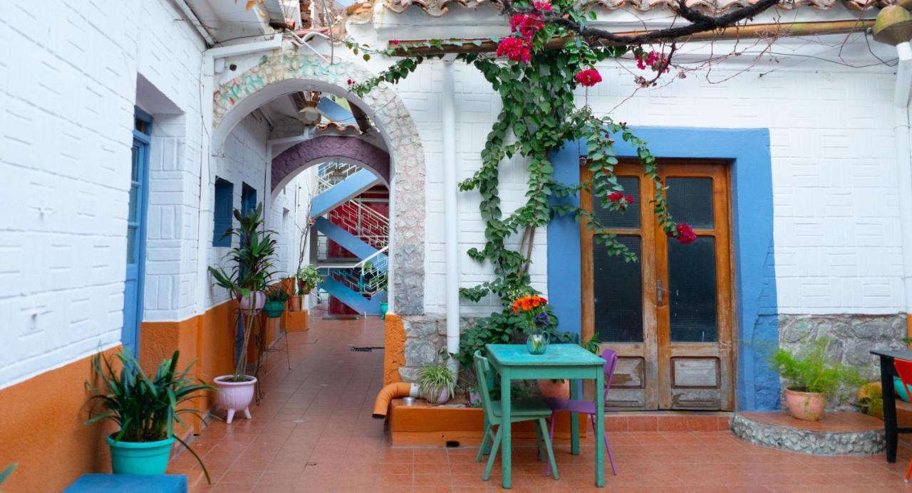 Hostal Zeballos Tarija Ngoại thất bức ảnh