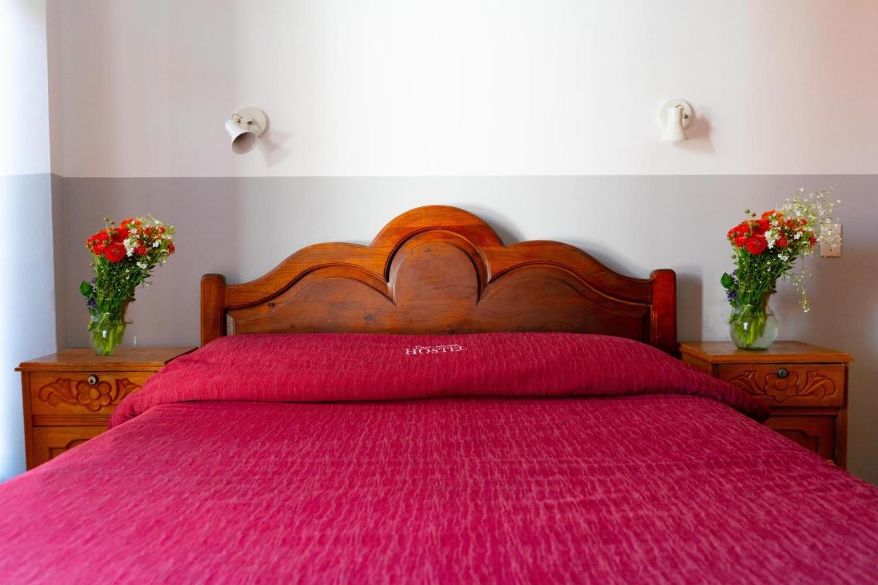 Hostal Zeballos Tarija Ngoại thất bức ảnh